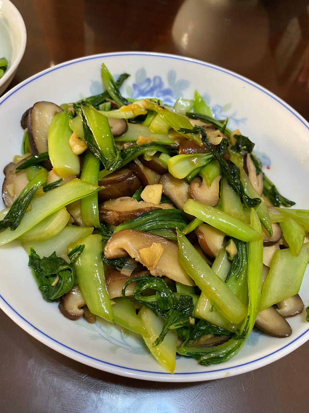 比肉还好吃的——蚝油香菇油菜