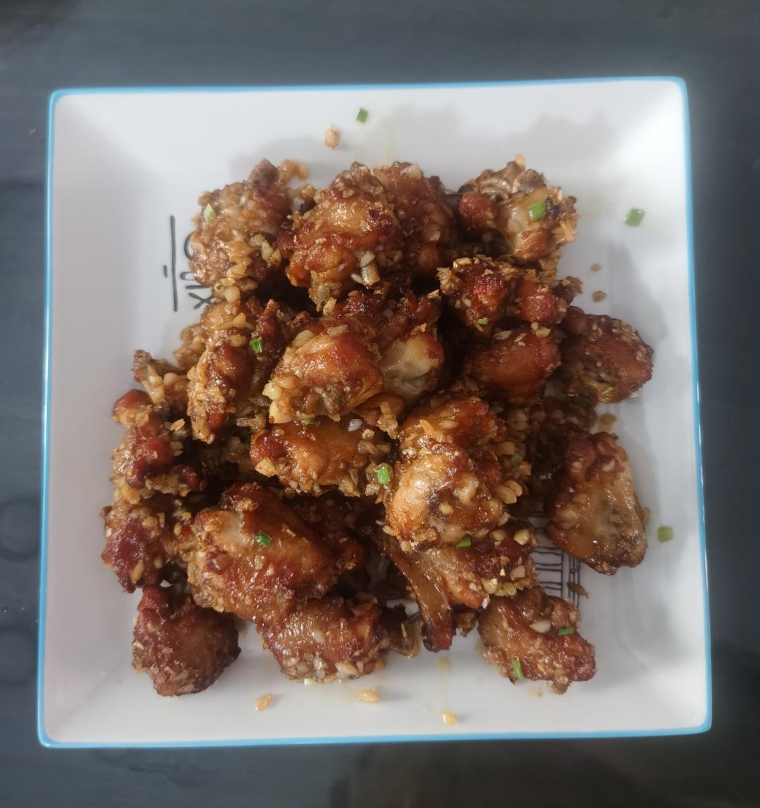 蒜香鸡翅｜孩子们的最爱