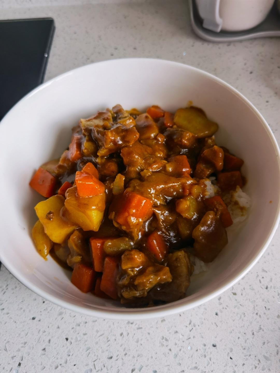 咖喱土豆炖牛腩
