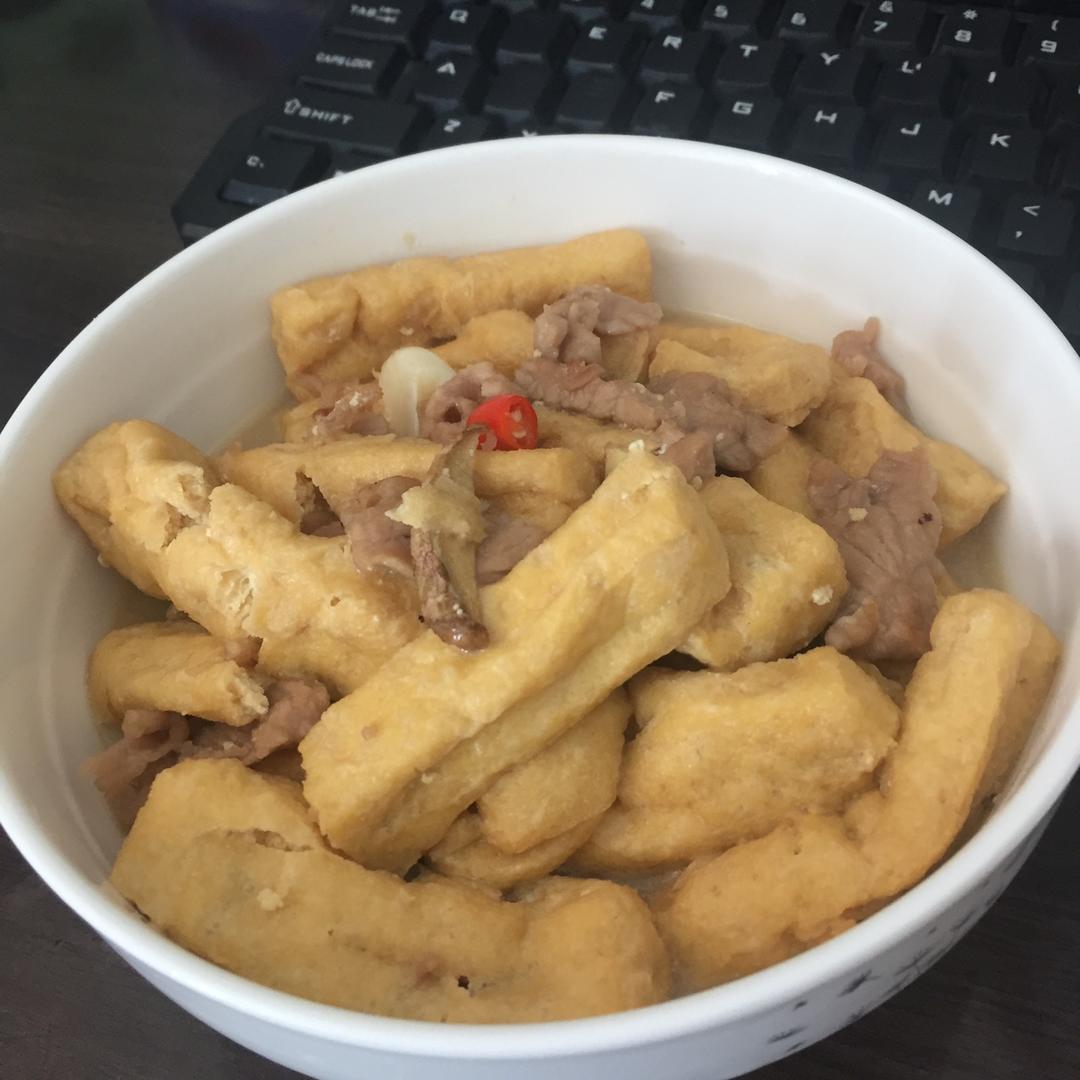 豆腐泡炒肉片