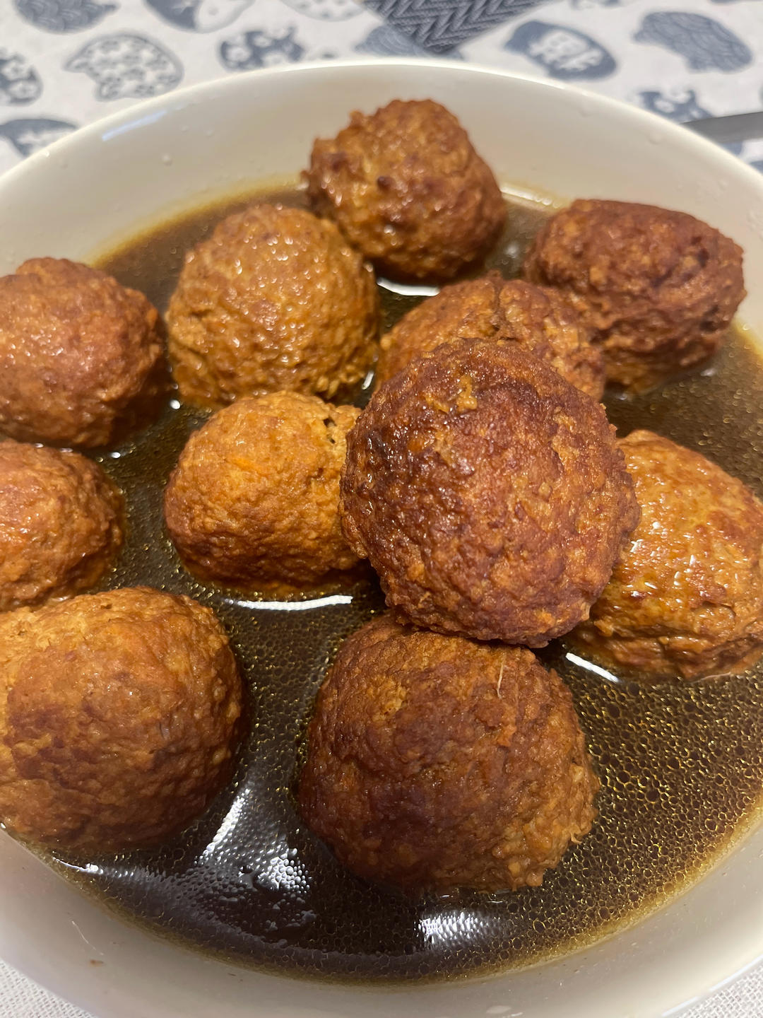 简单的红烧狮子头～拌饭太香了