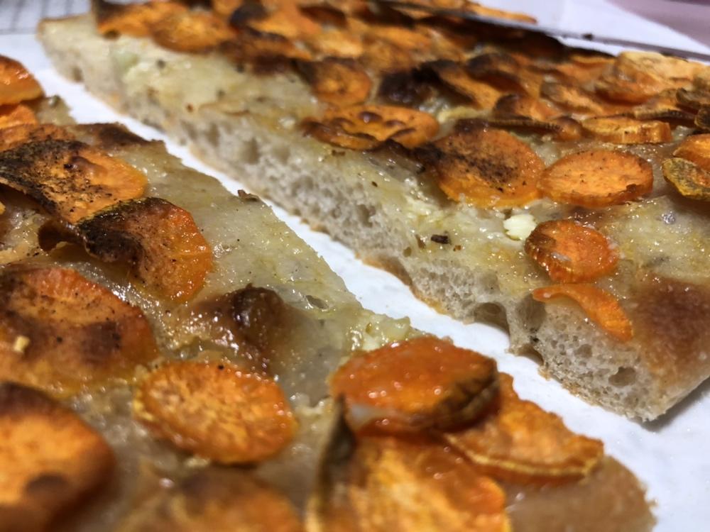 土豆迷迭香佛卡夏（附自制法式鲜奶油creme fraiche）