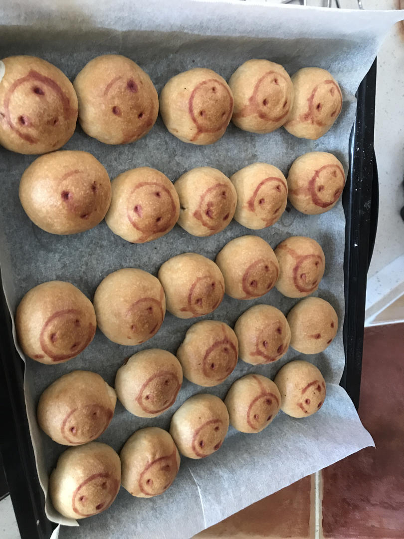 玫瑰云腿月饼