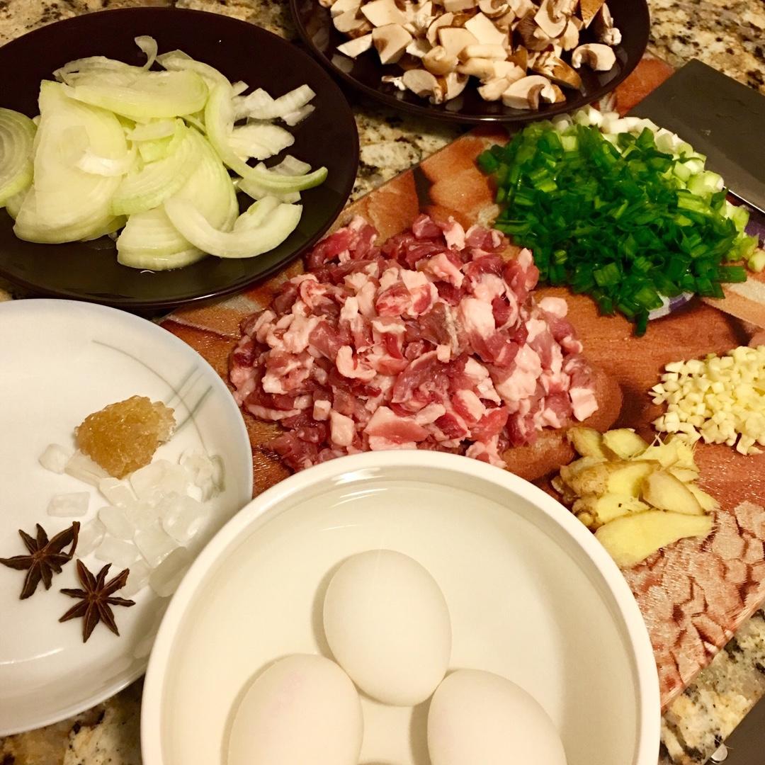 洋葱酥卤肉饭