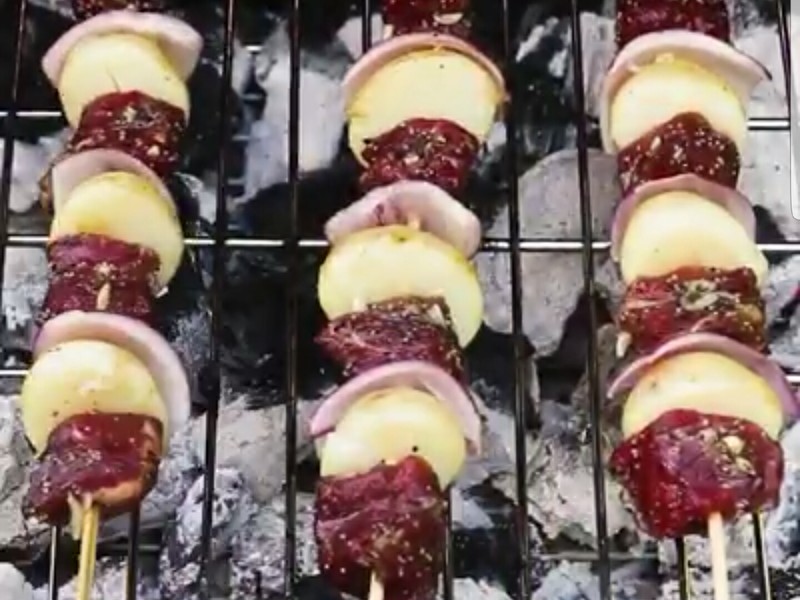 步骤图 颜值超高的bbq烧烤串的做法 颜值超高的bbq烧烤串的做法步骤 烤箱菜 下厨房 步骤图 颜值超高的bbq烧烤串的做法 颜值超高的bbq烧烤串的做法步骤 烤箱菜 下厨房