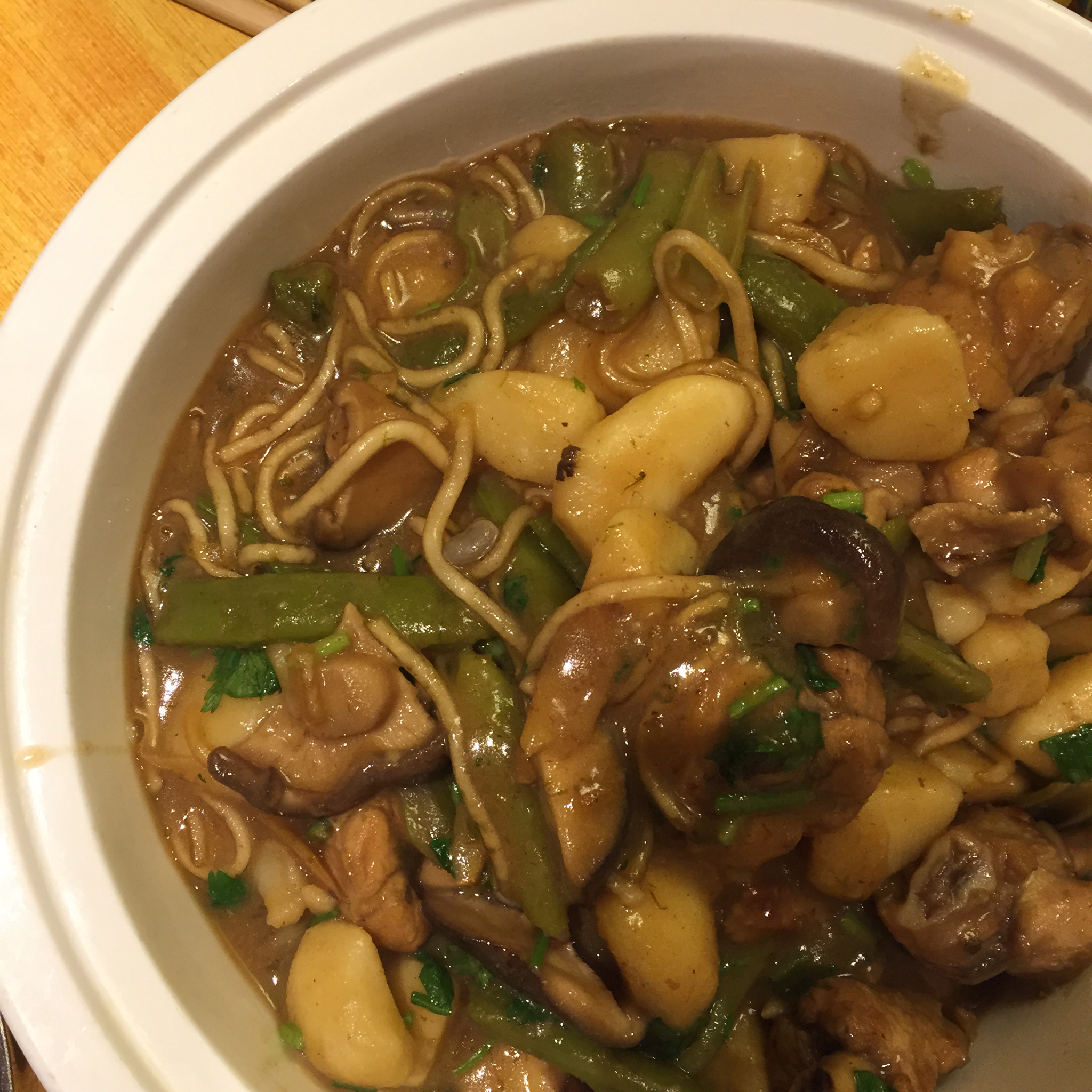 土豆炖鸡大腿