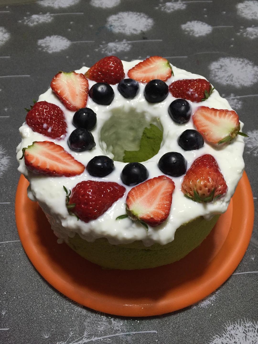 酸奶菠菜戚风装饰蛋糕的做法