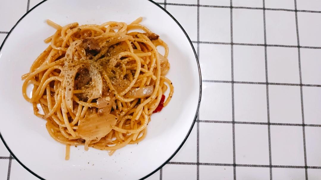 比餐厅好吃的黑椒牛柳意面🍝零失败简单教程