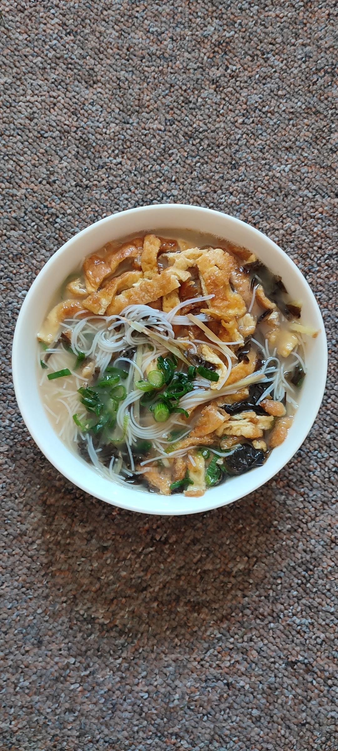 5分钟快手❗️紫菜鸡蛋粉丝汤，好吃到汤都不剩
