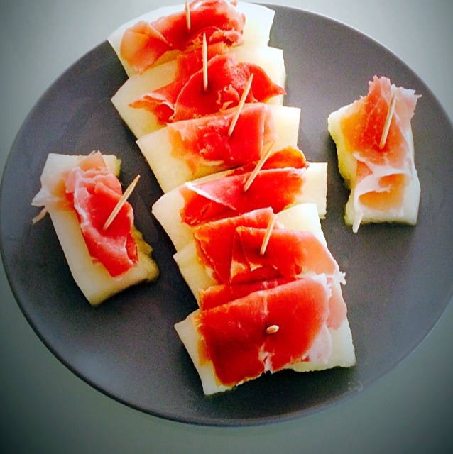 生火腿佐蜜瓜prosciutto crudo con melone