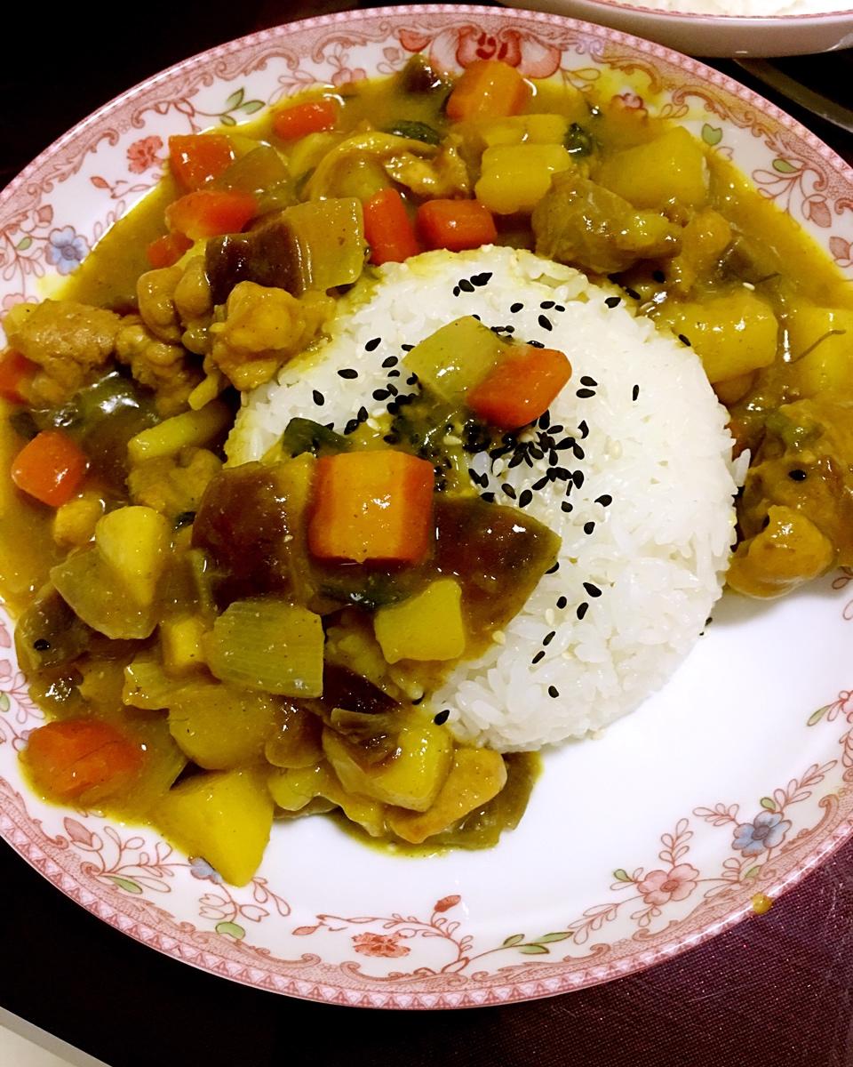 咖喱鸡肉饭