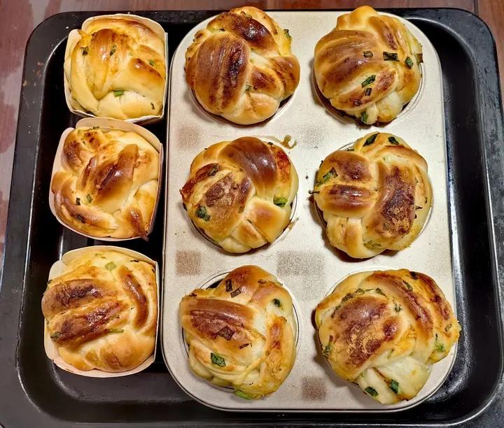 香葱肉松mini小吐司