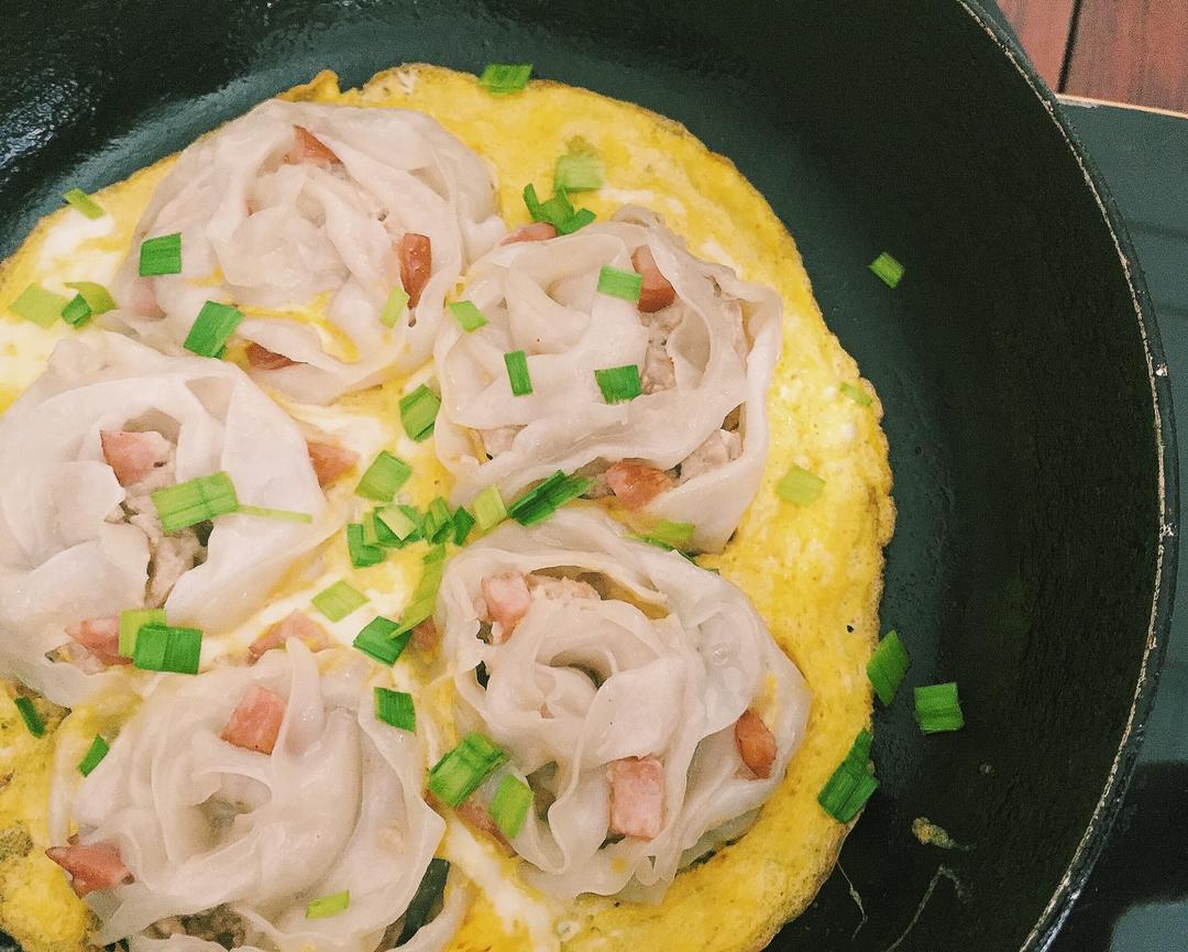 玫瑰花抱蛋煎饺