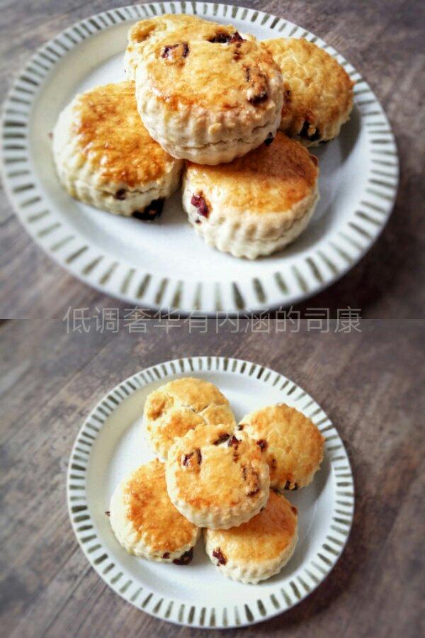 【视频】3分钟 奶油司康Scone(可能是世界上最快手的司康) 消耗淡奶油～