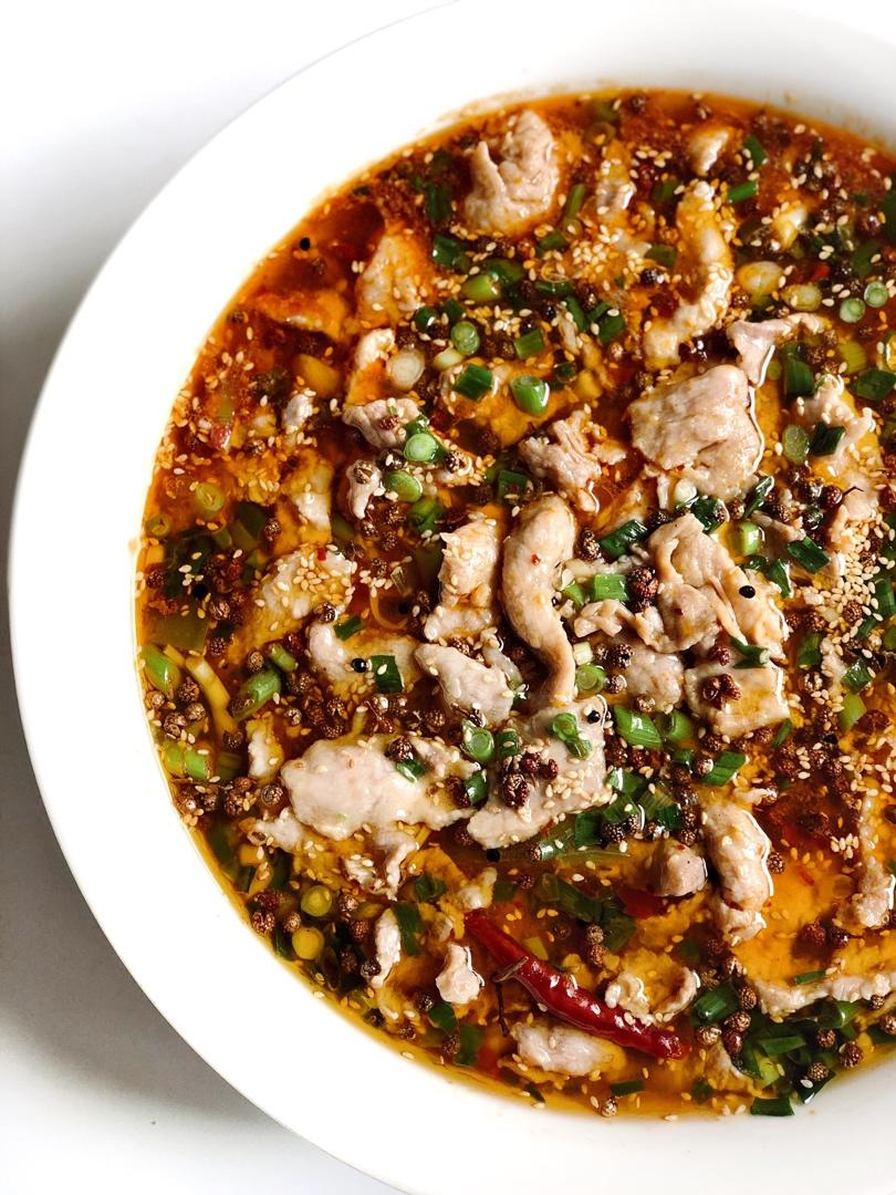 厨师长教你：“水煮肉片”的正宗做法，这味道真的很四川