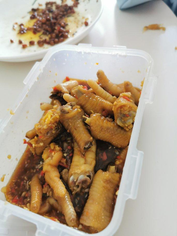 绝对不会后悔的酸辣鸡爪