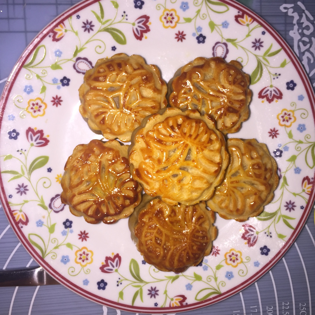 【曼食慢语】蛋黄莲蓉月饼