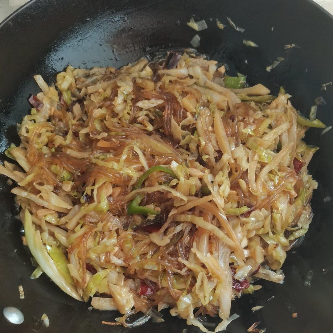 圆白菜炒粉条