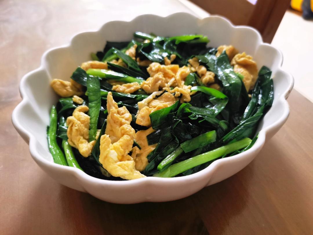韭菜炒鸡蛋——三分钟快手下饭菜 掌握火候的秘诀