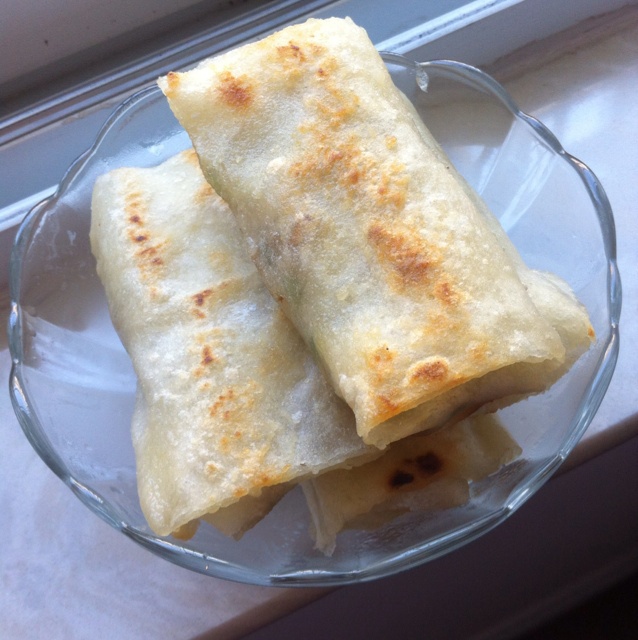 黄芽菜肉丝春卷