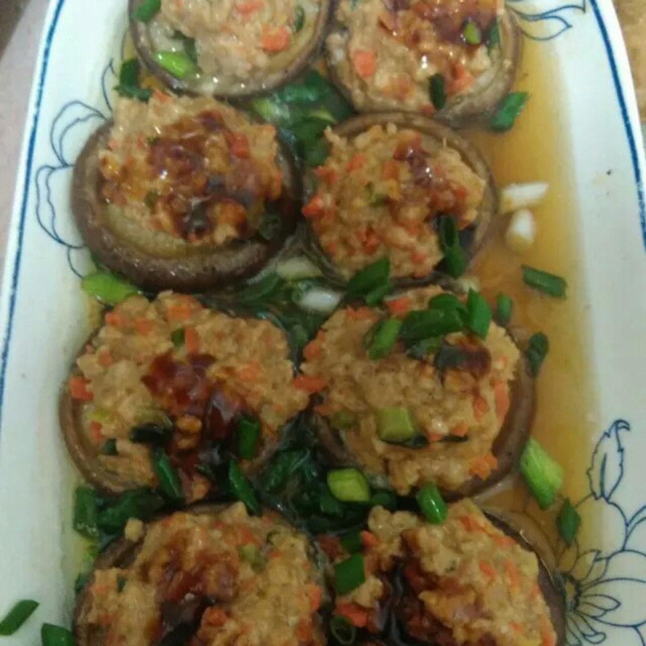 豆腐肉末酿香菇