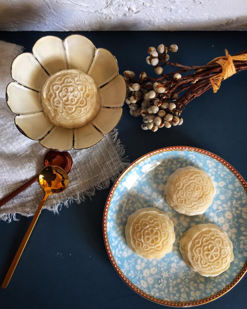 好吃到哭的冰皮月饼（细腻绿豆沙/榴莲）
