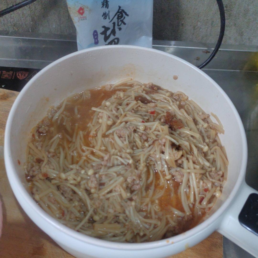 家常肉末金针菇