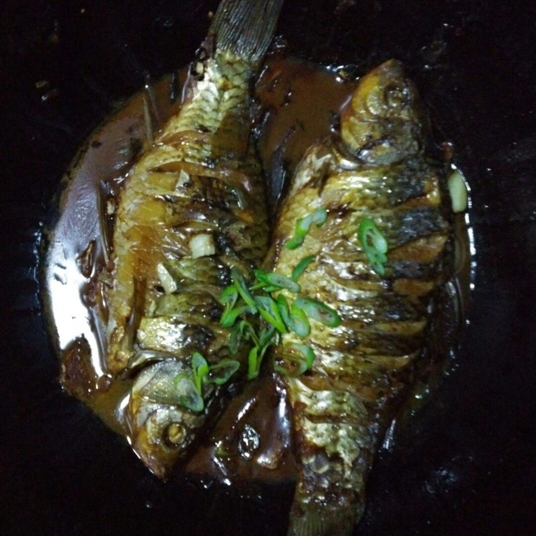 红烧鲫鱼