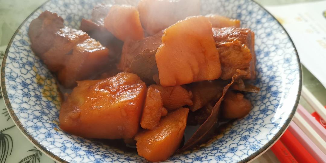 红烧肉炖土豆