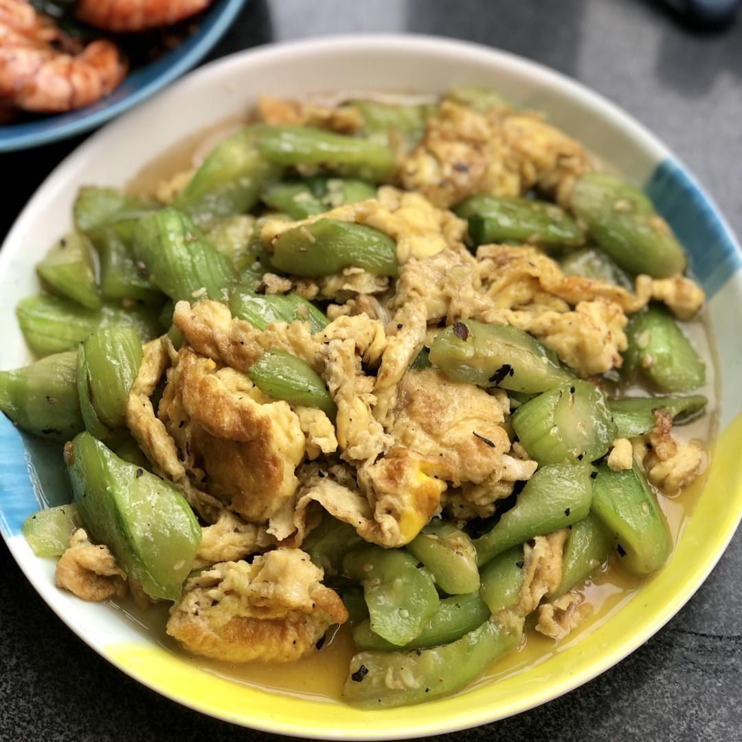 丝瓜炒鸡蛋