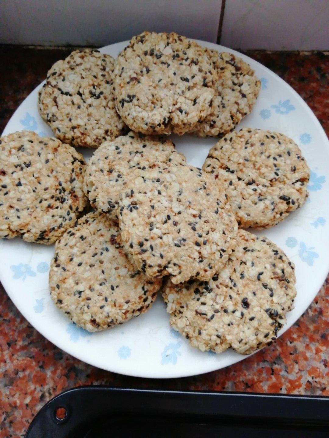 素食:有机燕麦芝麻大饼干