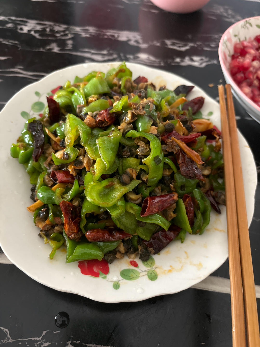 爆炒螺丝肉