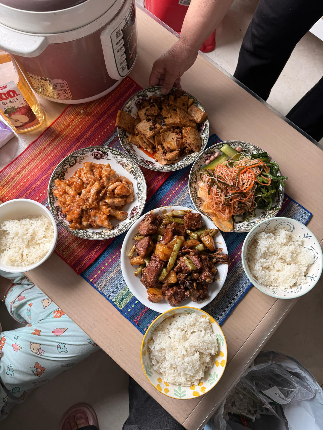 硬菜代表--排骨炖豆角土豆（豆角焖面胚子）