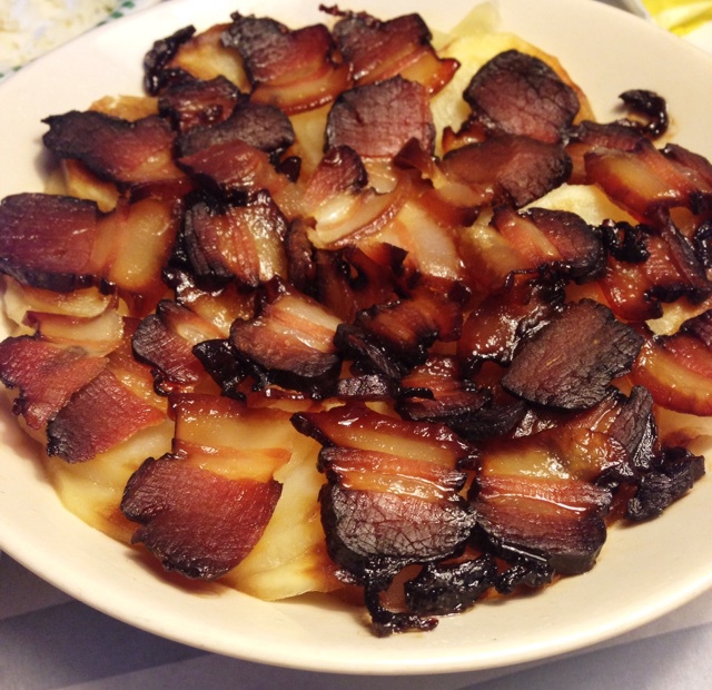 酱肉土豆片