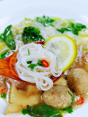 越南牛肉米线·附牛肉汤底熬法的做法 步骤20