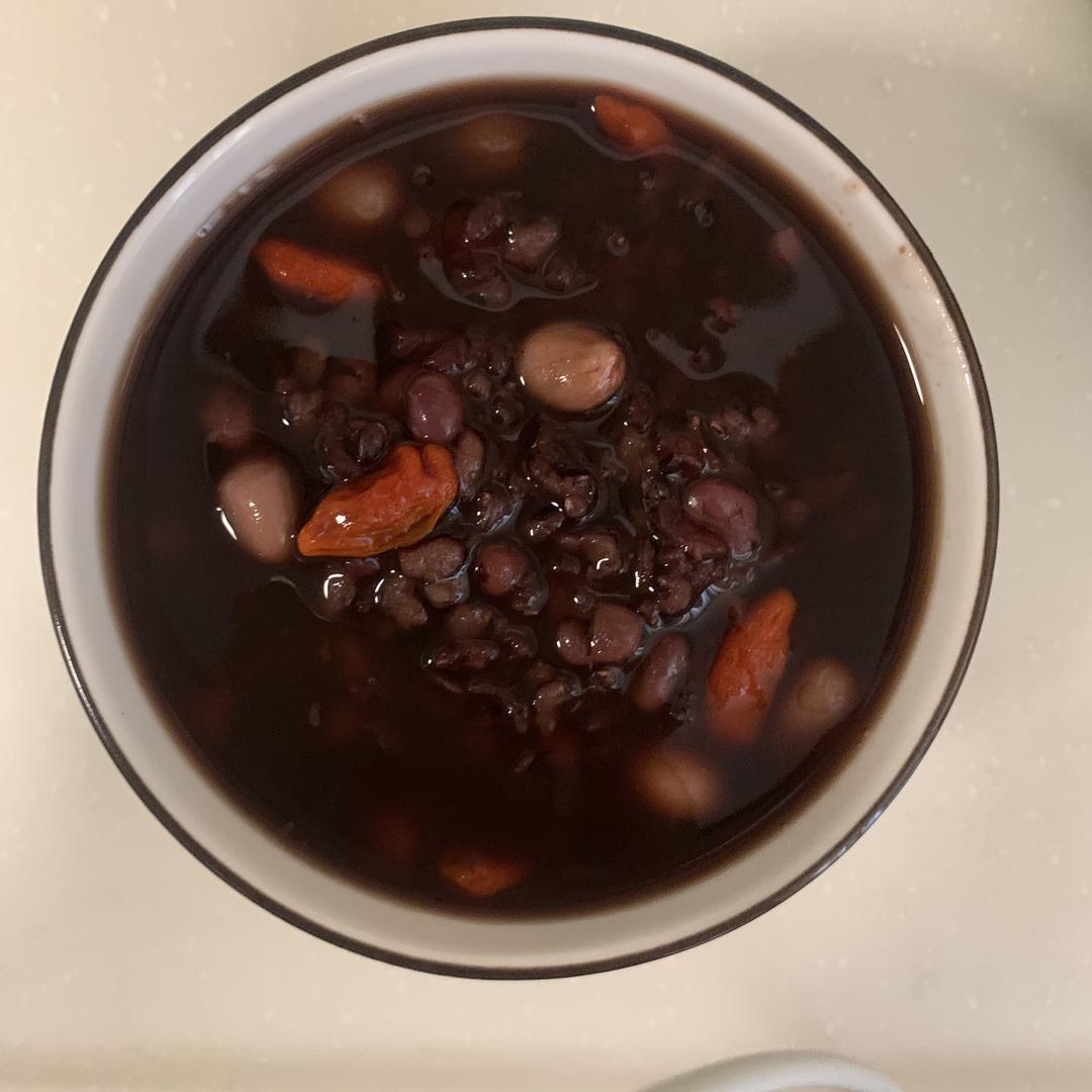 红豆黑米糯米粥