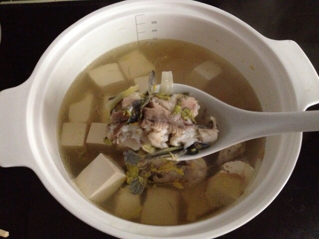 昂子鱼豆腐汤