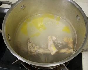 泰式椰汁鸡汤的做法 步骤1