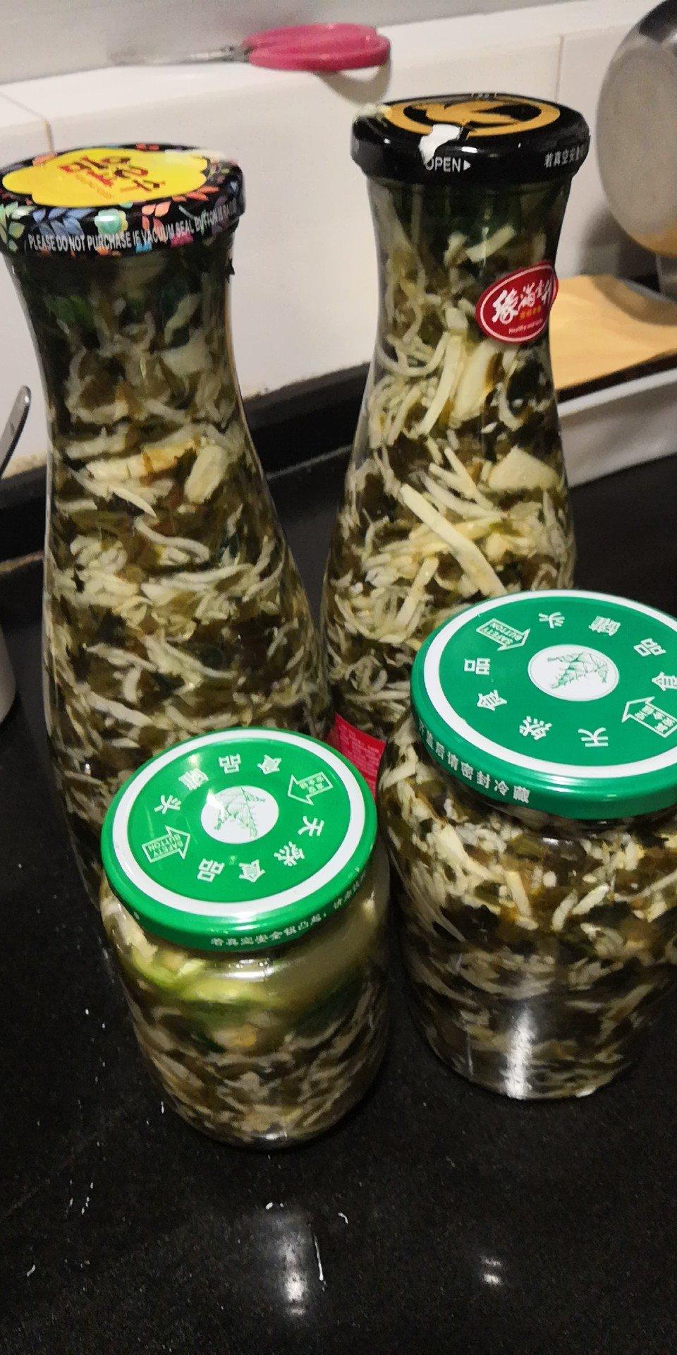 金黄的玉米粉胡葱饼