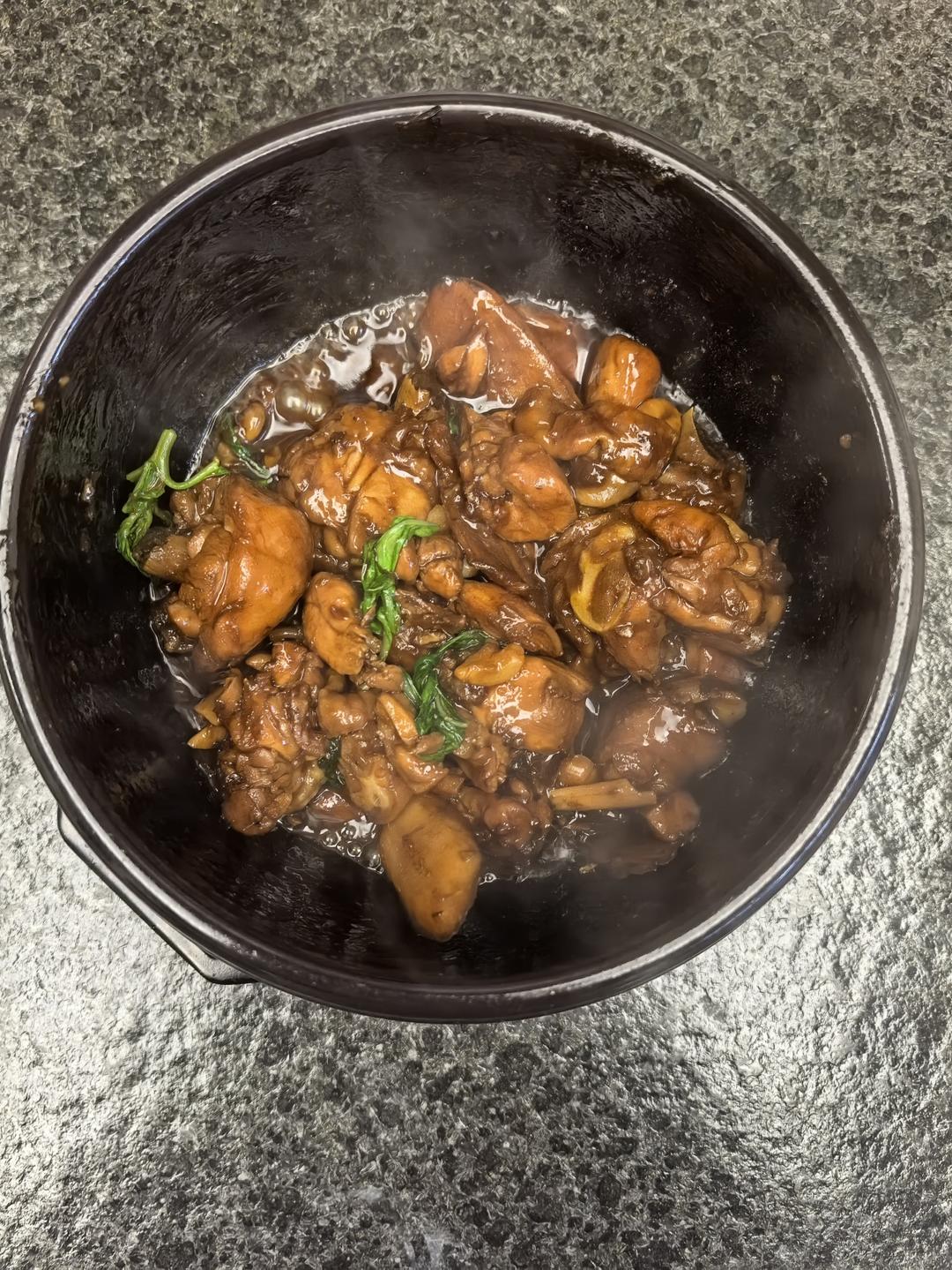 正宗台式三杯鸡（零失败！周围朋友全都赞不绝口！ 😁）