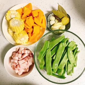 保姆级豆角玉米炖肉的做法 步骤1