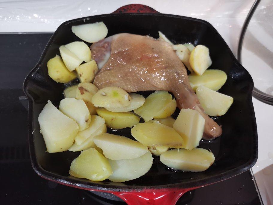 油封鸭腿（Xavier大厨的半成品）