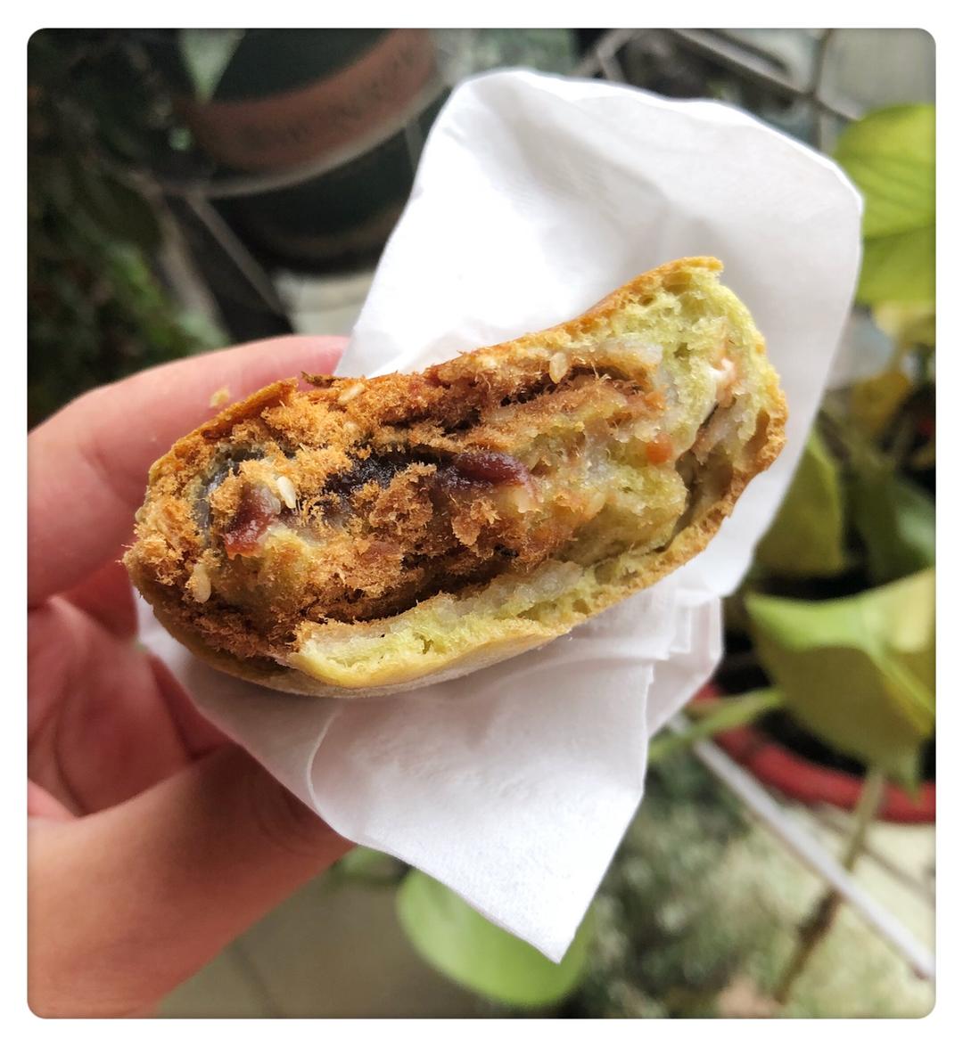 比原麦山丘还好吃的【抹茶麻薯古早味面包】肉松红豆沙
