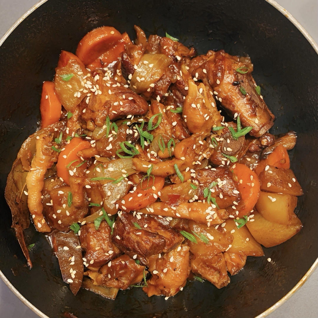 胖哥俩鸡爪鸡翅虾煲