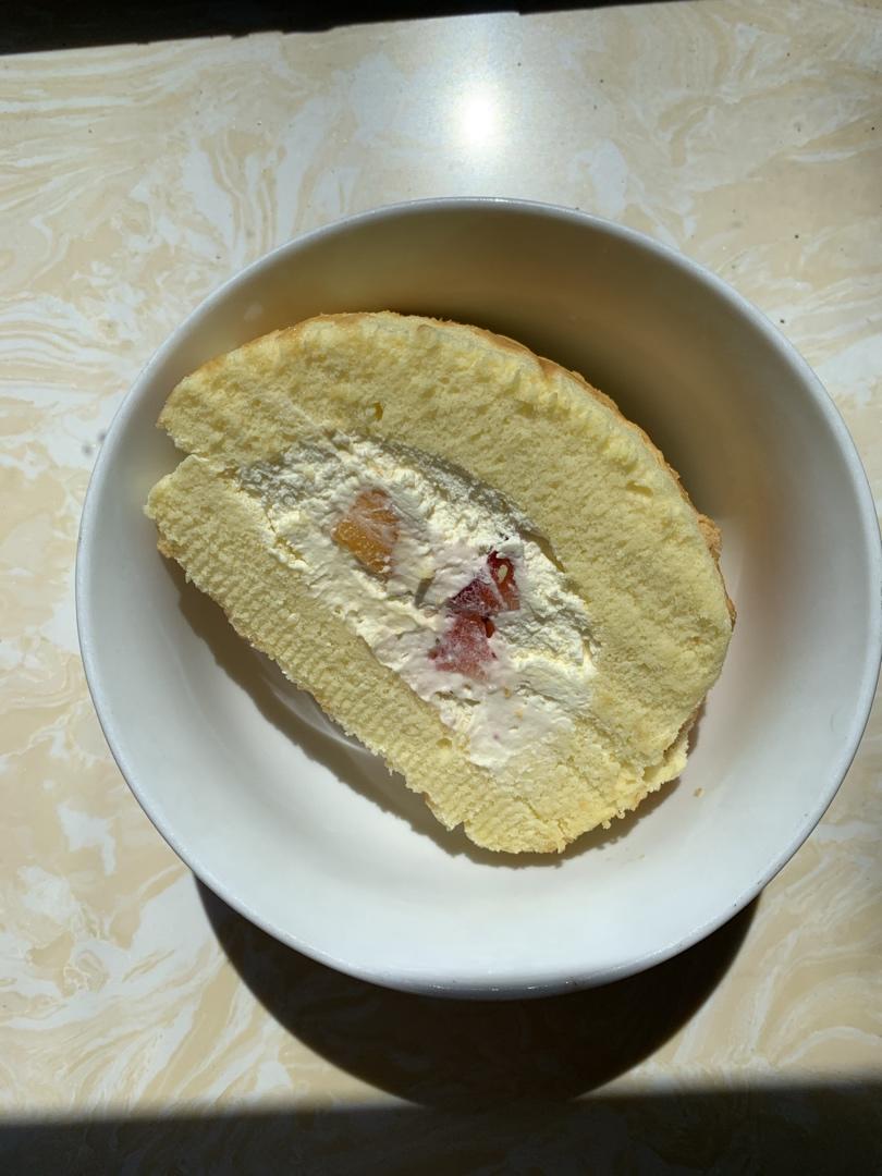 《Tinrry下午茶》教你做基础原味蛋糕卷