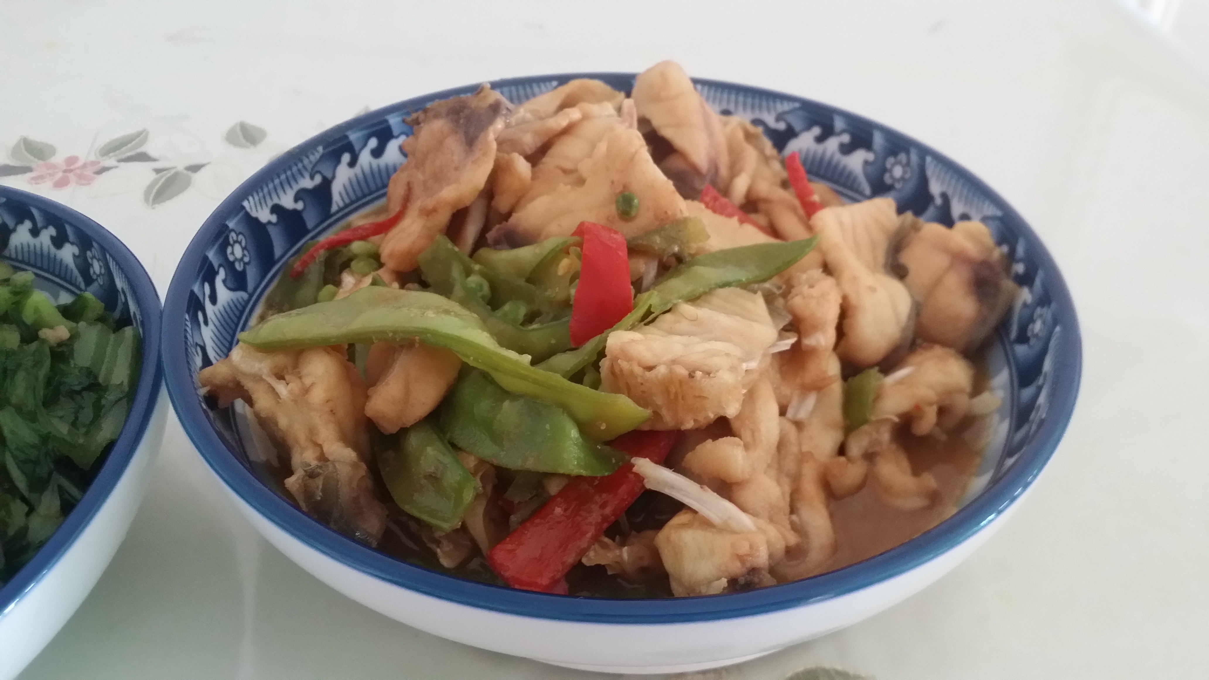 荷兰豆炒生鱼