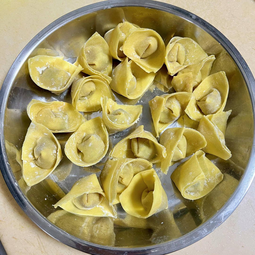 元宝馄饨的包法