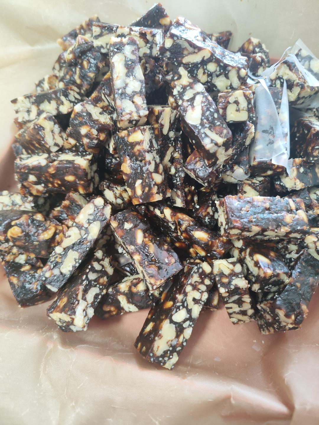 枣泥核桃糕，核桃糖，不粘牙，好吃