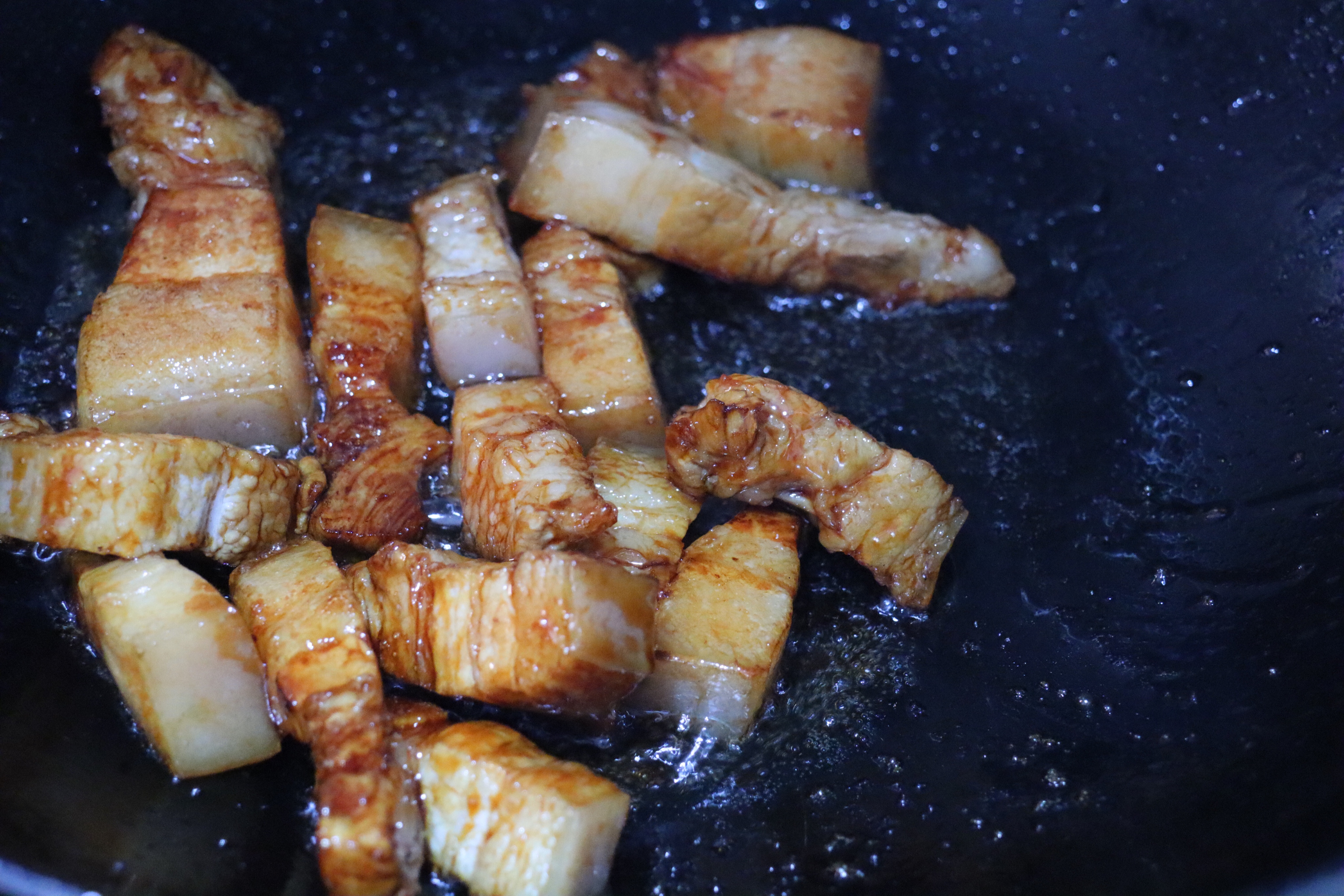 笋虾（竹笋干）南乳焖五花肉的做法 步骤7
