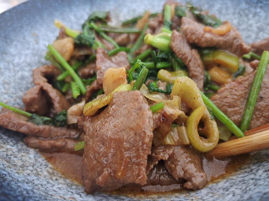 香菜牛肉